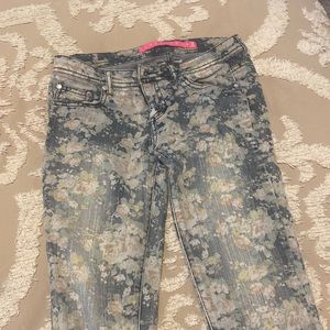 Tinseltown Faded Denim